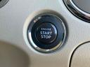 キーを携帯しているだけで、エンジンの始動が可能な装備です。プッシュスタートですのでエンジンの始動もボタンを押すだけです