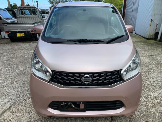 デイズ Ｘ　４ＷＤ／全周囲カメラ／ナビ／フルセグＴＶ（走行中視聴可）／ＵＳＢ／Ｂｌｕｅｔｏｏｔｈ／ＣＤ／ＤＶＤ／ＳＤ／プッシュスタート／スマートキー／ロック連動電動格納ミラー／シートヒーター／ベンチシート／ＣＶＴ（3枚目）