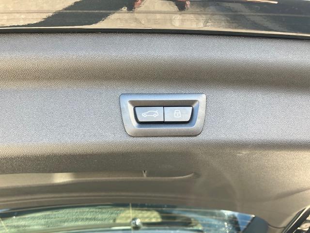 MINI カントリーマンD フェイバリット・トリム 認定中古車 ヘッドアップディスプレイ 純正ナビ 全周囲カメラ 電動トランク アクティブクルーズコントロール ワイヤレスチャージャー LEDヘッドライト ETC車載器(26枚目)