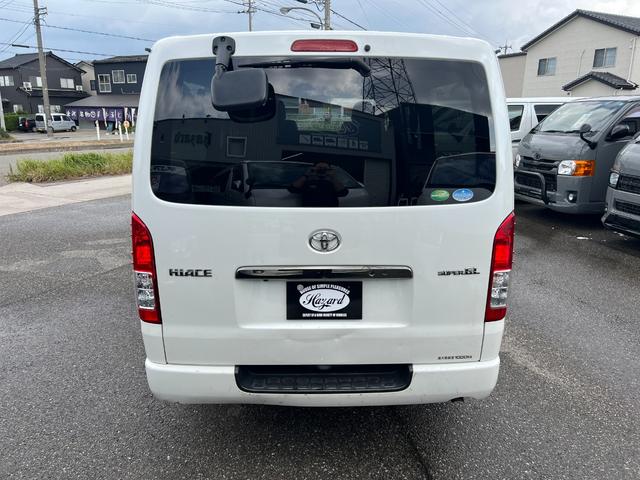 ハイエースバン スーパーＧＬ　ダークプライムＩＩ　４ＷＤ　ＬＥＤヘッドライト　シートカバー　ナビ　フルセグＴＶ　ドライブレコーダー（3枚目）