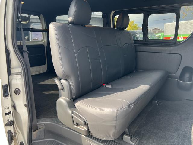 ハイエースバン スーパーＧＬ　ダークプライムＩＩ　４ＷＤ　ＬＥＤヘッドライト　シートカバー　ナビ　フルセグＴＶ　ドライブレコーダー（29枚目）