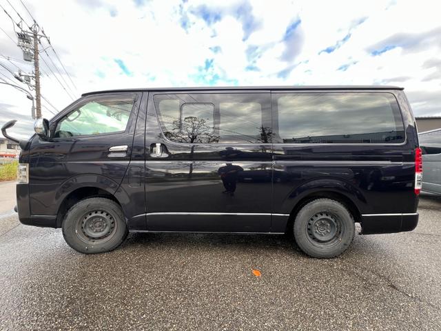 ハイエースバン スーパーＧＬ　ダークプライム　４ＷＤ　フルセグＴＶ　ナビ　ベットキット　エンジンスターター　ドライブレコーダー（7枚目）
