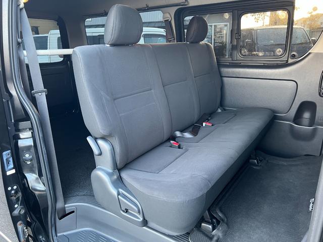 ハイエースバン ロングスーパーＧＬ　４ＷＤ　ＬＥＤヘッドランプ　ディスプレーオーディオ　バックカメラ　ユーアイビークルショックアブソーバー　リーフスプリング　フォグＬＥＤ（29枚目）