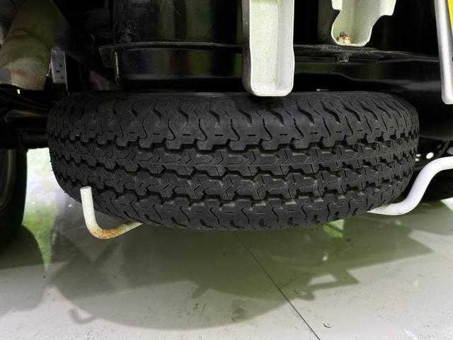 4WD KC ABS/エアバッグ 運転席/エアバッグ 助手席/衝突安全ボディ/ワンオーナー/禁煙車/4WD/マニュアルエアコン/定期点検記録簿/取扱説明書・保証書/ユーザー買取車/UVカットガラス(17枚目)