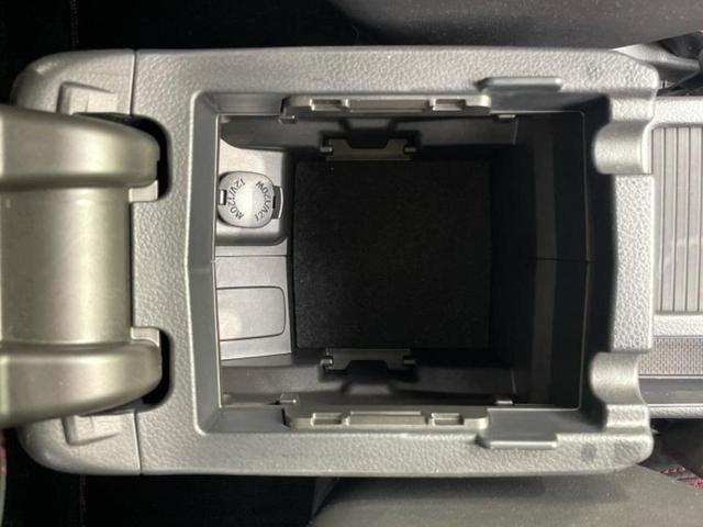 レヴォーグ ４ＷＤ１．６ＳＴＩスポーツアイサイト　新品タイヤ／保証書／純正　８インチ　ＳＤナビ／デジタルインナーミラー／アイサイト／シートヒーター　前席／車線逸脱防止支援システム／シート　フルレザー／パーキングアシスト　バックガイド　革シート　ターボ（32枚目）