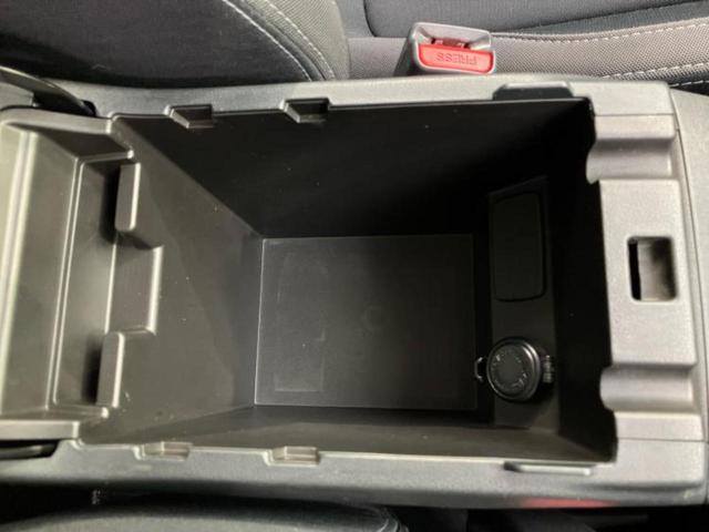 インプレッサスポーツ 4WD2.0i-Lアイサイト 純正 8インチ SDナビ/衝突安全装置/車線逸脱防止支援システム/ヘッドランプ LED/Bluetooth接続/ETC/EBD付ABS/横滑り防止装置/アイドリングストップ/クルーズコントロール(32枚目)