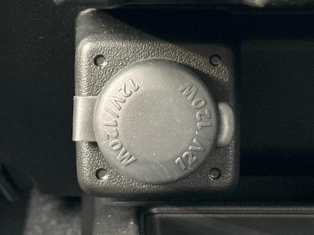 ジムニーシエラ ４ＷＤ　ＪＣ　保証書／衝突安全装置／シートヒーター／車線逸脱防止支援システム／ヘッドランプ　ＬＥＤ／ＥＢＤ付ＡＢＳ／横滑り防止装置／エアバッグ　運転席／エアバッグ　助手席／エアバッグ　サイド　衝突被害軽減システム（26枚目）
