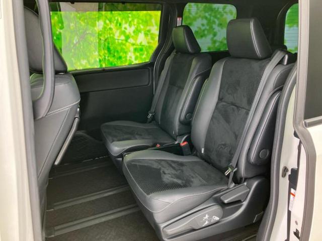 ヴォクシー ZSキラメキ3 新品タイヤ/保証書/純正 10インチ SDナビ/フリップダウンモニター/衝突安全装置/両側電動スライドドア/車線逸脱防止支援システム/シート ハーフレザー/ヘッドランプ LED/ETC 後席モニター(8枚目)