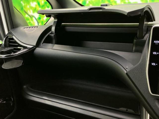 ヴォクシー ZSキラメキ3 新品タイヤ/保証書/純正 10インチ SDナビ/フリップダウンモニター/衝突安全装置/両側電動スライドドア/車線逸脱防止支援システム/シート ハーフレザー/ヘッドランプ LED/ETC 後席モニター(37枚目)