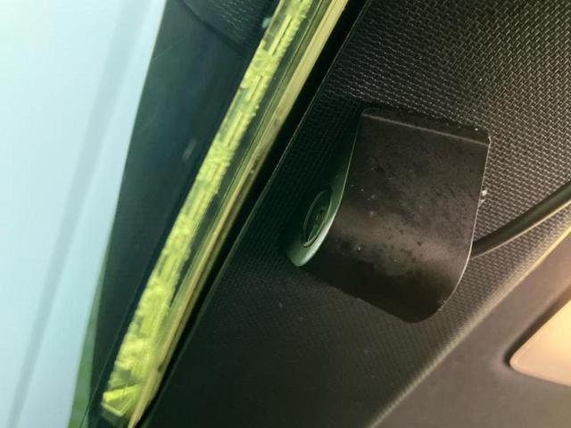 ヴォクシー ZSキラメキ3 新品タイヤ/保証書/純正 10インチ SDナビ/フリップダウンモニター/衝突安全装置/両側電動スライドドア/車線逸脱防止支援システム/シート ハーフレザー/ヘッドランプ LED/ETC 後席モニター(49枚目)