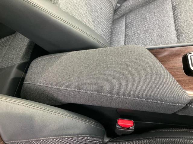 オーラ 4WD G FOUR 新品タイヤ/BOSE/保証書/純正 SDナビ/インテリジェントルームミラー/衝突安全装置/シートヒーター/全方位モニター/車線逸脱防止支援システム/シート ハーフレザー/ヘッドランプ LED 4WD(31枚目)