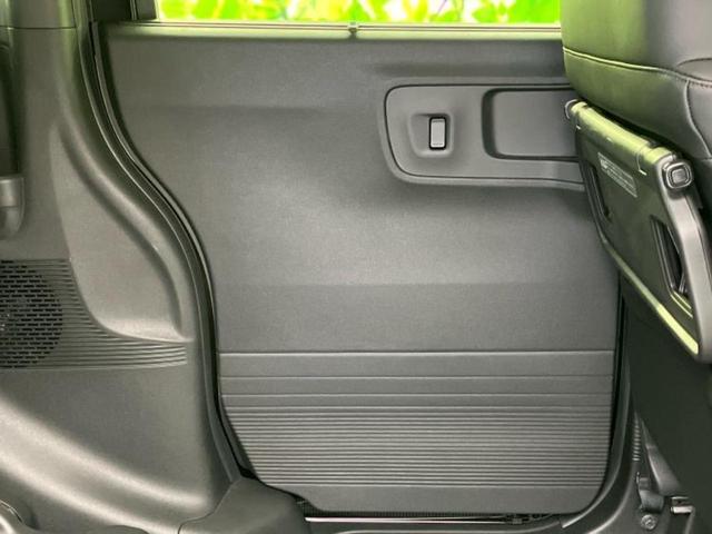 N-BOXカスタム 4WDターボ 新品タイヤ/保証書/両側電動スライドドア/シートヒーター/車線逸脱防止支援システム/シート ハーフレザー/ヘッドランプ LED/EBD付ABS/横滑り防止装置/アイドリングストップ LEDヘッドランプ(23枚目)