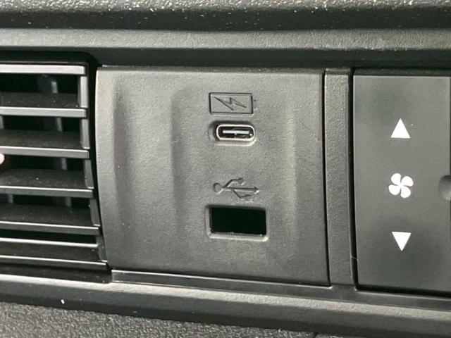 N-BOXカスタム 4WDターボ 新品タイヤ/保証書/両側電動スライドドア/シートヒーター/車線逸脱防止支援システム/シート ハーフレザー/ヘッドランプ LED/EBD付ABS/横滑り防止装置/アイドリングストップ LEDヘッドランプ(34枚目)