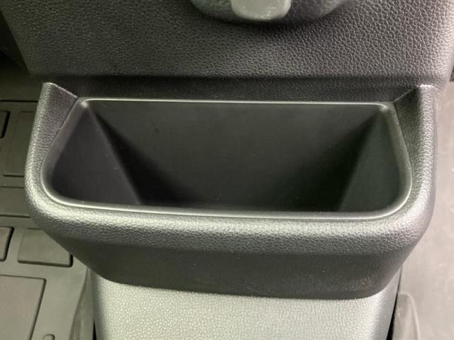 N-BOXカスタム 4WDターボ 新品タイヤ/保証書/両側電動スライドドア/シートヒーター/車線逸脱防止支援システム/シート ハーフレザー/ヘッドランプ LED/EBD付ABS/横滑り防止装置/アイドリングストップ LEDヘッドランプ(37枚目)