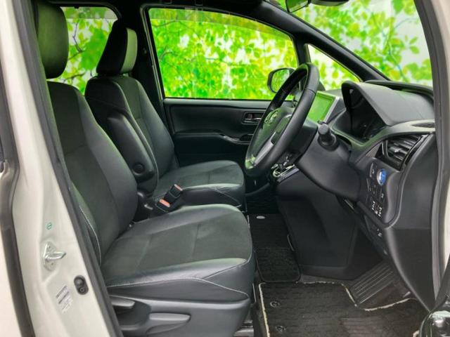 ノア ハイブリッドSiダブルバイビー 保証書/純正 10インチ SDナビ/フリップダウンモニター 純正 12.1インチ/トヨタセーフティセンス/両側電動スライドドア/シートヒーター 前席/車線逸脱防止支援システム/シート ハーフレザー(4枚目)