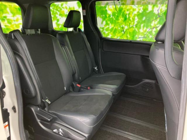 ノア ハイブリッドSiダブルバイビー 保証書/純正 10インチ SDナビ/フリップダウンモニター 純正 12.1インチ/トヨタセーフティセンス/両側電動スライドドア/シートヒーター 前席/車線逸脱防止支援システム/シート ハーフレザー(5枚目)