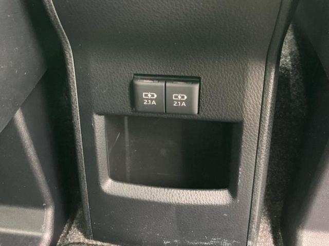 ノア ハイブリッドSiダブルバイビー 保証書/純正 10インチ SDナビ/フリップダウンモニター 純正 12.1インチ/トヨタセーフティセンス/両側電動スライドドア/シートヒーター 前席/車線逸脱防止支援システム/シート ハーフレザー(49枚目)