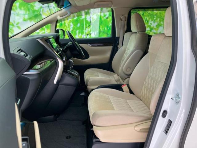 WECARSでは各商談席に大型モニターをご用意しております!見やすい大画面でゆったりと全国の在庫をご覧いただけます!是非ご来店お待ちしております!