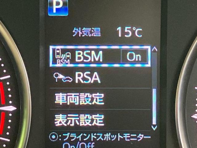 WECARSの展示場では実際に見て、触ってお車をお選びいただけます!知識の豊富な営業スタッフが様々なカーライフをご提案いたします!