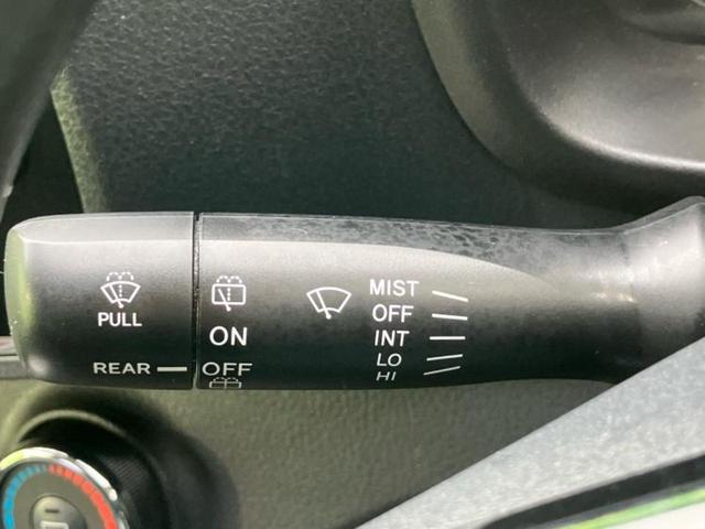 ヴィッツ Fセーフティエディション 新品タイヤ/保証書/純正 SDナビ/衝突安全装置/車線逸脱防止支援システム/ETC/EBD付ABS/横滑り防止装置/フルセグTV/エアバッグ 運転席/エアバッグ 助手席/パワーウインドウ 盗難防止装置(13枚目)