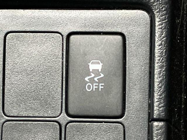 ヴィッツ Fセーフティエディション 新品タイヤ/保証書/純正 SDナビ/衝突安全装置/車線逸脱防止支援システム/ETC/EBD付ABS/横滑り防止装置/フルセグTV/エアバッグ 運転席/エアバッグ 助手席/パワーウインドウ 盗難防止装置(26枚目)