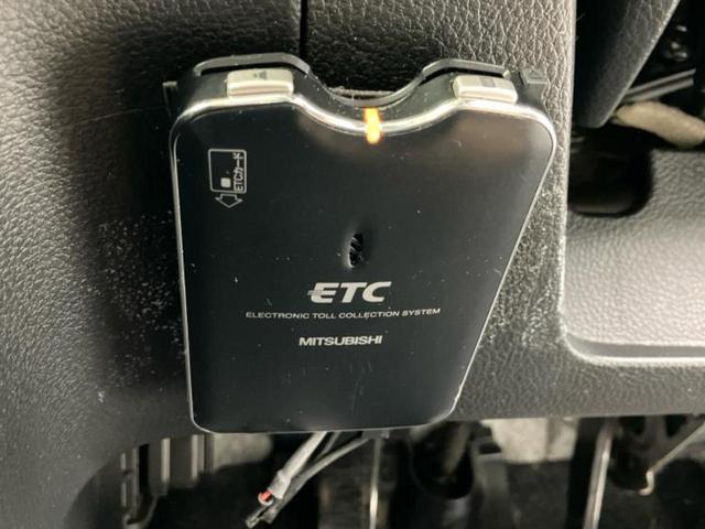 ノート 15X SV 新品タイヤ/保証書/純正 SDナビ/ETC/EBD付ABS/ワンセグTV/エアバッグ 運転席/エアバッグ 助手席/パワーウインドウ/キーレスエントリー/パワーステアリング/盗難防止システム 記録簿(18枚目)