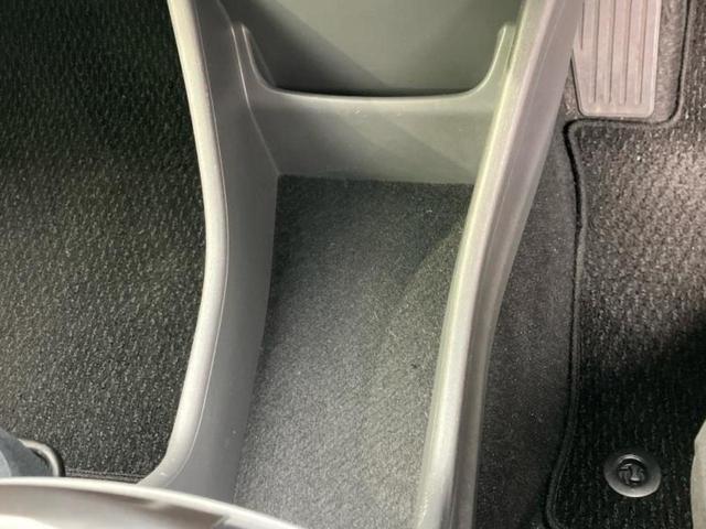 プリウスα Sチューンブラック 新品タイヤ/純正 SDナビ/Bluetooth接続/ETC/EBD付ABS/横滑り防止装置/アイドリングストップ/バックモニター/フルセグTV/DVD/エアバッグ 運転席/エアバッグ 助手席(39枚目)