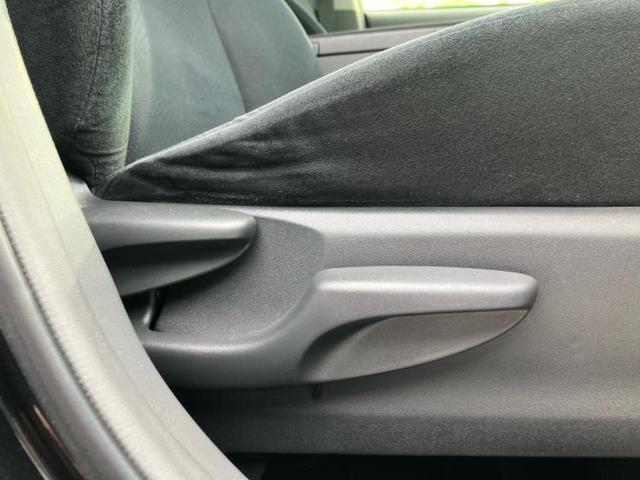 プリウスα Sチューンブラック 新品タイヤ/純正 SDナビ/Bluetooth接続/ETC/EBD付ABS/横滑り防止装置/アイドリングストップ/バックモニター/フルセグTV/DVD/エアバッグ 運転席/エアバッグ 助手席(43枚目)