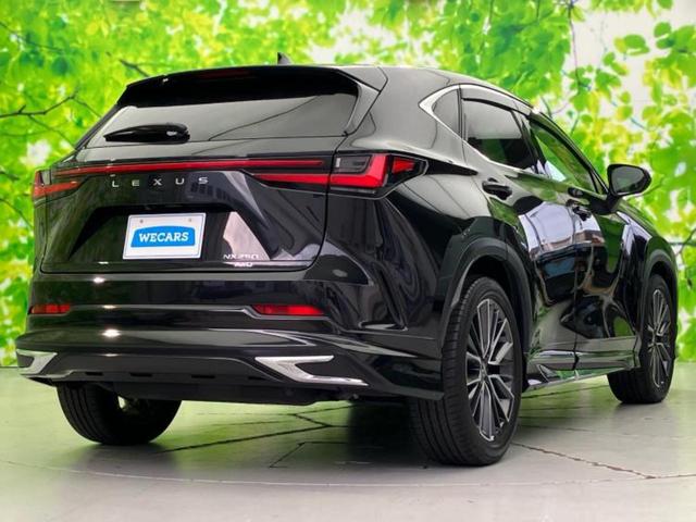 NX 4WD NX250バージョンL サンルーフ/純正エアロ/保証書/純正 SDナビ/衝突安全装置/シートヒーター/車線逸脱防止支援システム/シート フルレザー/電動バックドア/ヘッドランプ LED/ETC/EBD付ABS 革シート(3枚目)
