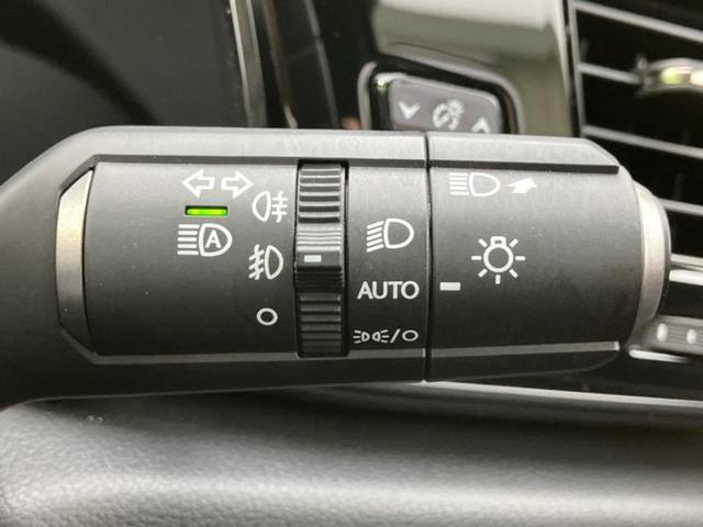 NX 4WD NX250バージョンL サンルーフ/純正エアロ/保証書/純正 SDナビ/衝突安全装置/シートヒーター/車線逸脱防止支援システム/シート フルレザー/電動バックドア/ヘッドランプ LED/ETC/EBD付ABS 革シート(15枚目)