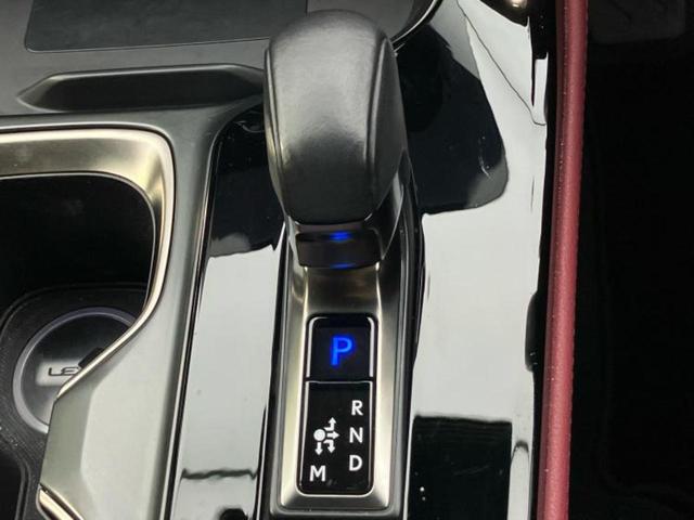 NX 4WD NX250バージョンL サンルーフ/純正エアロ/保証書/純正 SDナビ/衝突安全装置/シートヒーター/車線逸脱防止支援システム/シート フルレザー/電動バックドア/ヘッドランプ LED/ETC/EBD付ABS 革シート(17枚目)