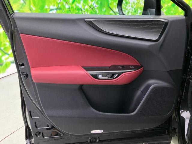 NX 4WD NX250バージョンL サンルーフ/純正エアロ/保証書/純正 SDナビ/衝突安全装置/シートヒーター/車線逸脱防止支援システム/シート フルレザー/電動バックドア/ヘッドランプ LED/ETC/EBD付ABS 革シート(21枚目)