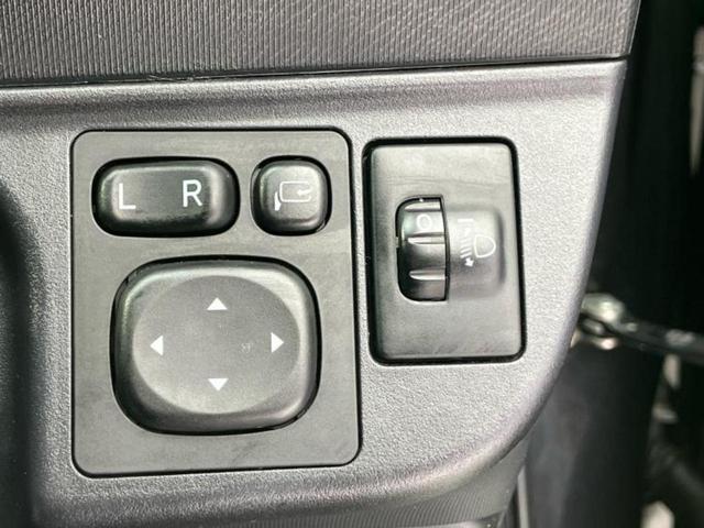 アクア S 純正 SDナビ/EBD付ABS/横滑り防止装置/アイドリングストップ/フルセグTV/エアバッグ 運転席/エアバッグ 助手席/パワーウインドウ/キーレスエントリー/オートエアコン/パワーステアリング(17枚目)