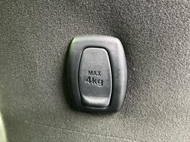 アクア S 純正 SDナビ/EBD付ABS/横滑り防止装置/アイドリングストップ/フルセグTV/エアバッグ 運転席/エアバッグ 助手席/パワーウインドウ/キーレスエントリー/オートエアコン/パワーステアリング(36枚目)