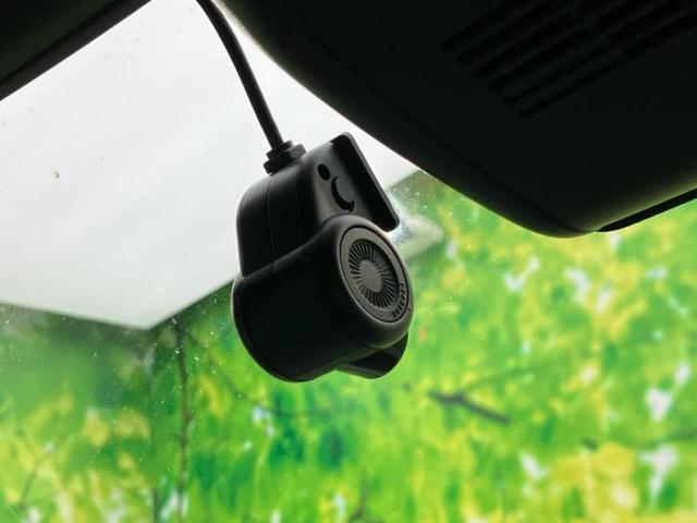 ＷＥＣＡＲＳでは各商談席に大型モニターをご用意しております！見やすい大画面でゆったりと全国の在庫をご覧いただけます！是非ご来店お待ちしております！