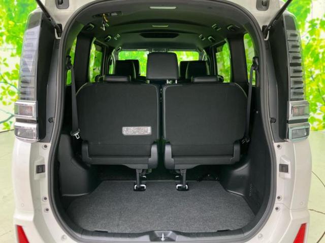 ヴォクシー ZSキラメキ3 保証書/純正 10インチ メモリーナビ/トヨタセーフティセンス/両側電動スライドドア/車線逸脱防止支援システム/ヘッドランプ LED/ETC/EBD付ABS/横滑り防止装置/アイドリングストップ(20枚目)