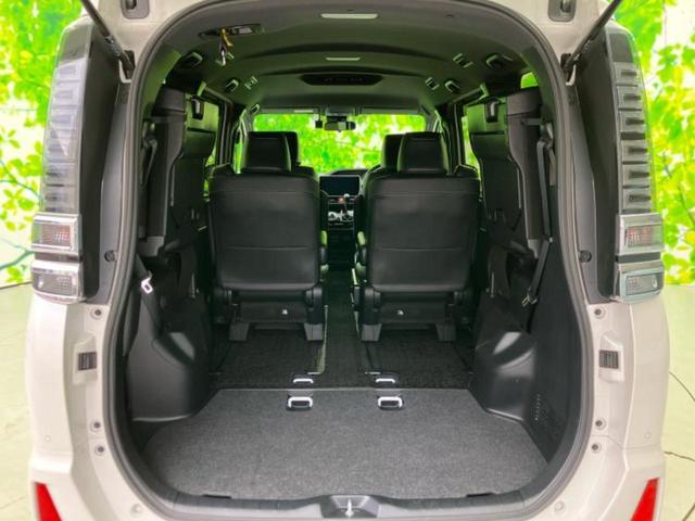 ヴォクシー ZSキラメキ3 保証書/純正 10インチ メモリーナビ/トヨタセーフティセンス/両側電動スライドドア/車線逸脱防止支援システム/ヘッドランプ LED/ETC/EBD付ABS/横滑り防止装置/アイドリングストップ(21枚目)