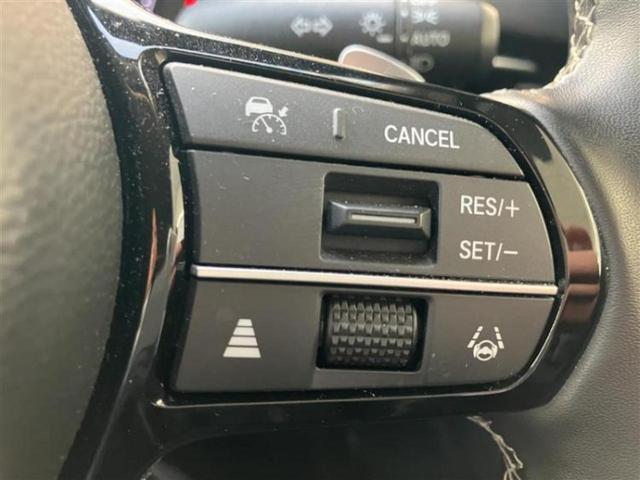 ZR-V 4WD eHEV X 新品タイヤ/保証書/純正 SDナビ/衝突安全装置/シートヒーター/車線逸脱防止支援システム/電動バックドア/ヘッドランプ LED/ETC/EBD付ABS/横滑り防止装置/アイドリングストップ 4WD(12枚目)