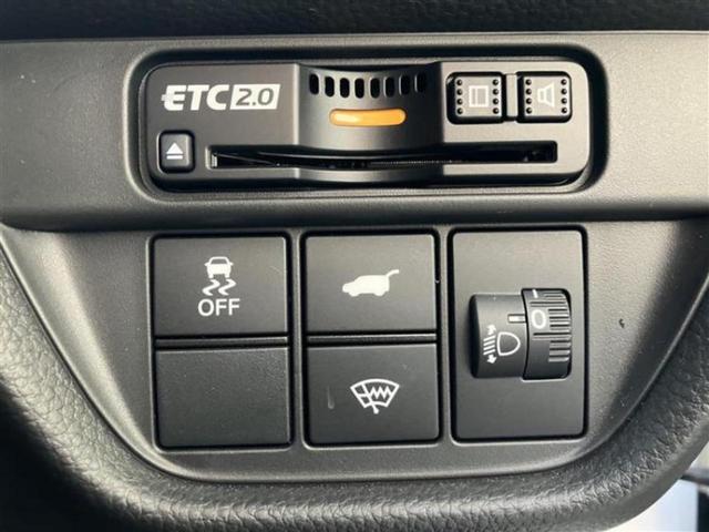 ZR-V 4WD eHEV X 新品タイヤ/保証書/純正 SDナビ/衝突安全装置/シートヒーター/車線逸脱防止支援システム/電動バックドア/ヘッドランプ LED/ETC/EBD付ABS/横滑り防止装置/アイドリングストップ 4WD(14枚目)