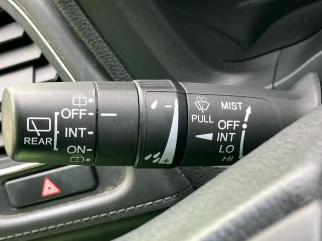 ヴェゼル ４ＷＤ　Ｘ・ホンダセンシング　新品タイヤ／保証書／純正　ＳＤナビ／シートヒーター／ヘッドランプ　ＬＥＤ／ＥＴＣ／ＥＢＤ付ＡＢＳ／横滑り防止装置／アイドリングストップ／フルセグＴＶ／エアバッグ　運転席／エアバッグ　助手席　４ＷＤ（17枚目）