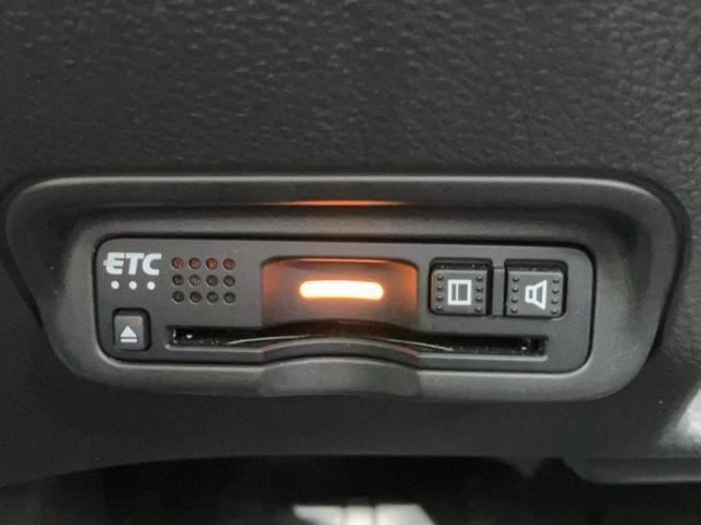 ヴェゼル ４ＷＤ　Ｘ・ホンダセンシング　新品タイヤ／保証書／純正　ＳＤナビ／シートヒーター／ヘッドランプ　ＬＥＤ／ＥＴＣ／ＥＢＤ付ＡＢＳ／横滑り防止装置／アイドリングストップ／フルセグＴＶ／エアバッグ　運転席／エアバッグ　助手席　４ＷＤ（25枚目）