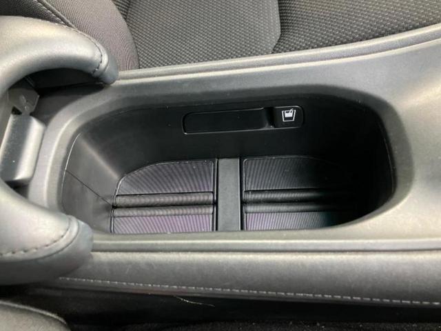 ヴェゼル ４ＷＤ　Ｘ・ホンダセンシング　新品タイヤ／保証書／純正　ＳＤナビ／シートヒーター／ヘッドランプ　ＬＥＤ／ＥＴＣ／ＥＢＤ付ＡＢＳ／横滑り防止装置／アイドリングストップ／フルセグＴＶ／エアバッグ　運転席／エアバッグ　助手席　４ＷＤ（41枚目）