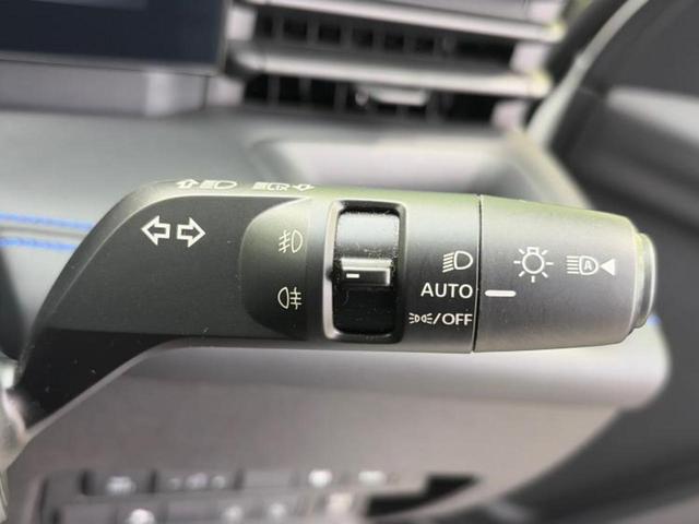 国産車から輸入車まで多様なお客様のニーズのお応えできるように、全国規模で豊富な在庫展開！車のことならＷＥＣＡＲＳへ！