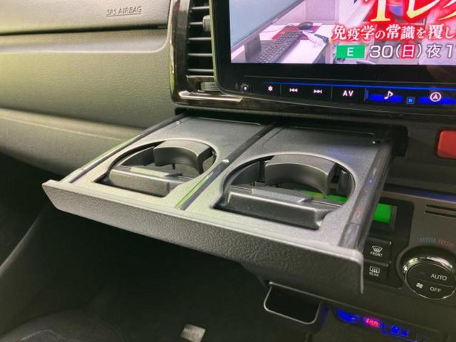 ＷＥＣＡＲＳの展示場では実際に見て、触ってお車をお選びいただけます！知識の豊富な営業スタッフが様々なカーライフをご提案いたします！