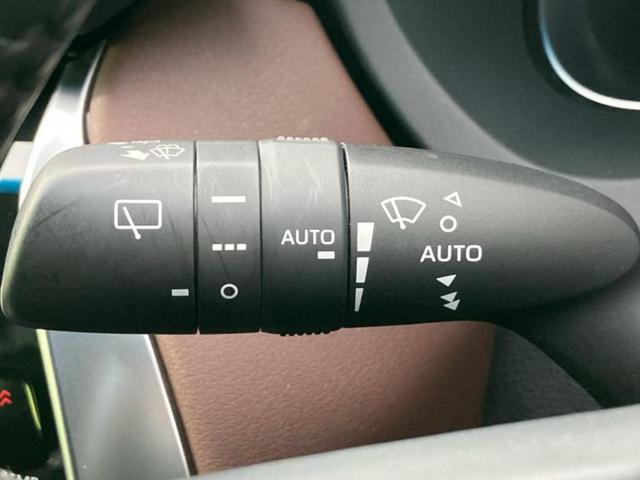 ハリアーハイブリッド Z 新品タイヤ/サンルーフ/JBL/保証書/純正 SDナビ/デジタルインナーミラー/衝突安全装置/車線逸脱防止支援システム/シート ハーフレザー/電動バックドア/ヘッドランプ LED/ETC バックカメラ(16枚目)