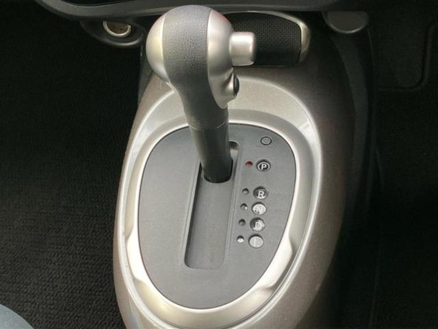 ジューク 15RX Vセレクション 保証書/純正 SDナビ/衝突安全装置/車線逸脱防止支援システム/ETC/EBD付ABS/横滑り防止装置/アイドリングストップ/フルセグTV/エアバッグ 運転席/エアバッグ 助手席 衝突被害軽減システム(17枚目)