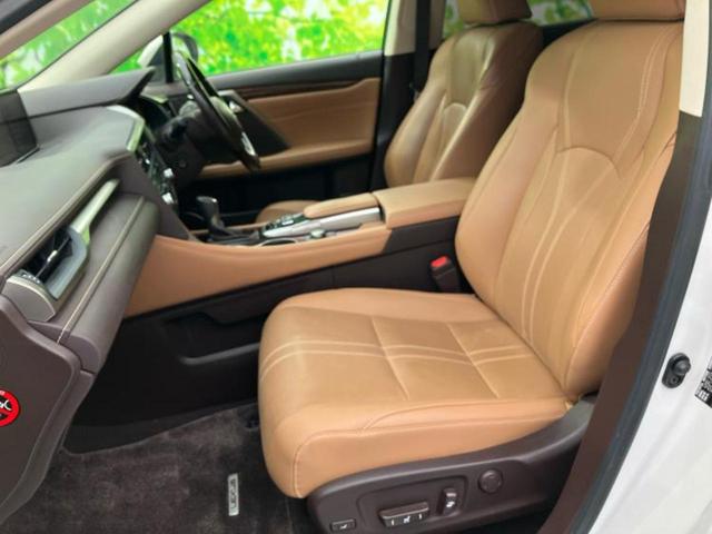 ＲＸ ４ＷＤ　ＲＸ４５０ｈバージョンＬ　サンルーフ／保証書／純正　ＳＤナビ／衝突安全装置／シートヒーター／車線逸脱防止支援システム／シート　フルレザー／電動バックドア／ヘッドランプ　ＬＥＤ／ＥＴＣ／ＥＢＤ付ＡＢＳ／横滑り防止装置　革シート（6枚目）