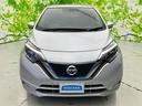 ４ＷＤ　ｅパワーＢ　ＦＯＵＲ　インテリジェントルームミラー／エマージェンシーブレーキ／アラウンドビューモニター／車線逸脱防止支援システム／ＥＴＣ／ＥＢＤ付ＡＢＳ／横滑り防止装置／アイドリングストップ／パワーウインドウ　全周囲カメラ（42枚目）
