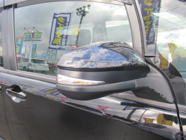 ZS 禁煙車後期型 1オーナー 8人乗【名古屋仕入】全国納車可能 走行34474KM 衝突軽減 9型Bluetooth対応SDナビ フリップダウンモニター 両側自動ドア 純正エアロ 革調シートカバー LED(38枚目)