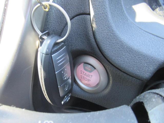 X DIG-S 【禁煙車】大阪仕入 走行11300KM Bluetoothオーディオ対応SDナビ バックカメラ オートA/C プッシュスタート インテリキー アイドリングストップ UVカットプライバシーガラス ABS(5枚目)